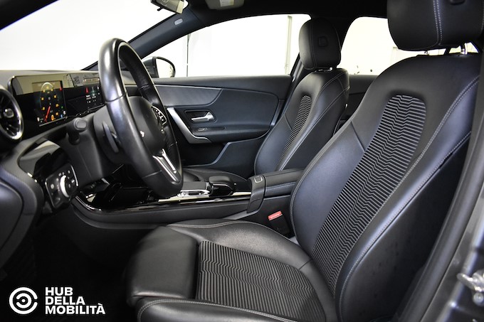 MERCEDES-BENZ A 180 d Automatic Sport